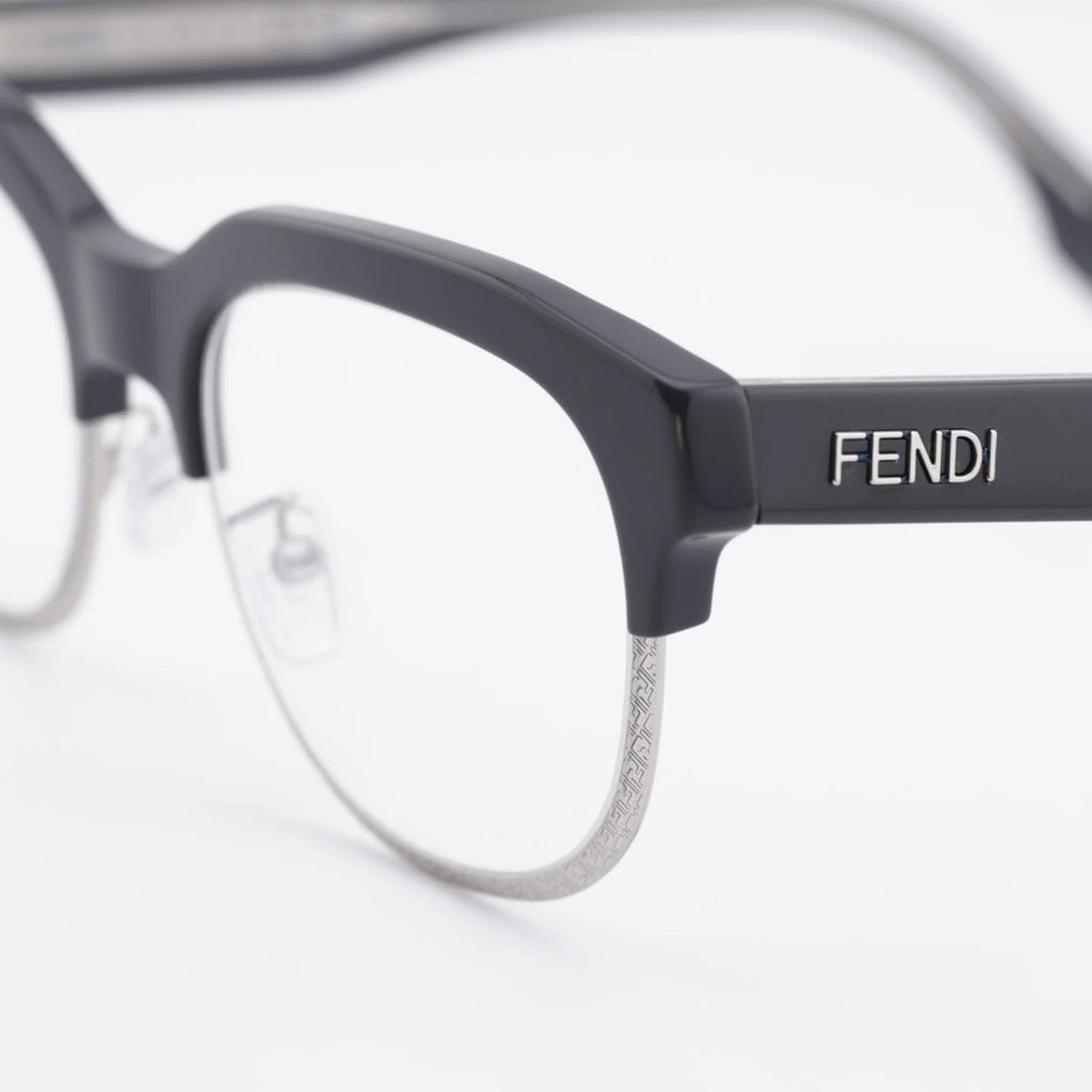 Fendi FE50068U - Black/Shiny Silver - main - 020