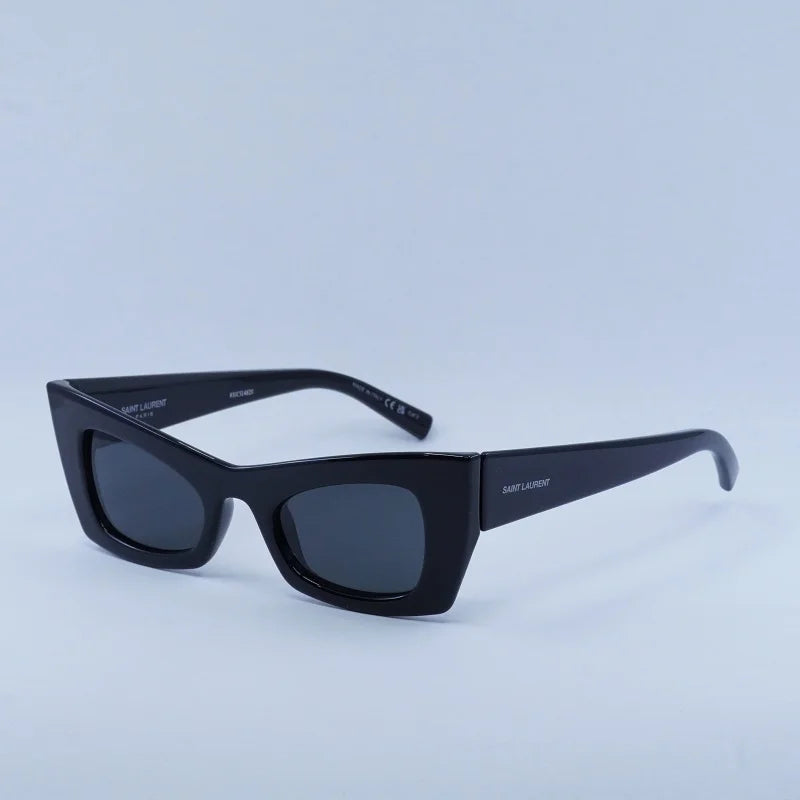 Saint Laurent SL702 - Black - single_variant - 001