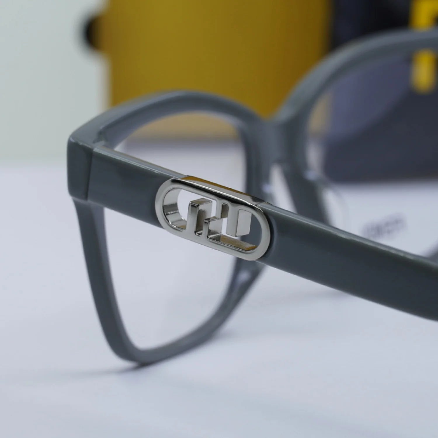 Fendi fe50025i - Shiny Grey