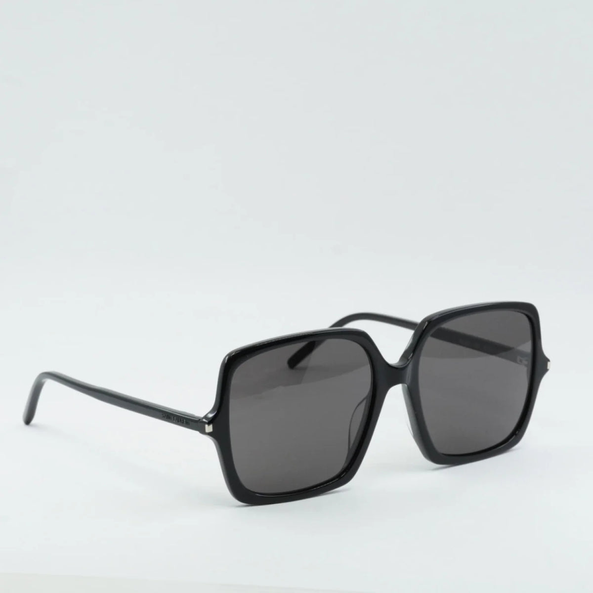 Saint Laurent SL591 - Black - main - 001