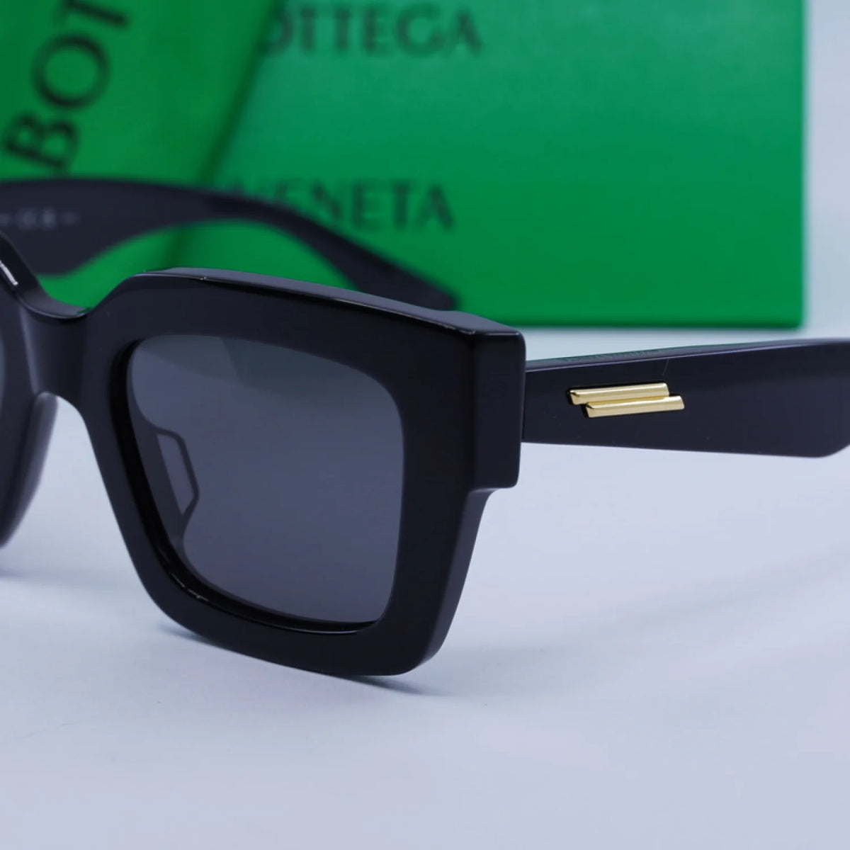 Bottega Veneta BV1212S - Black - main - 001