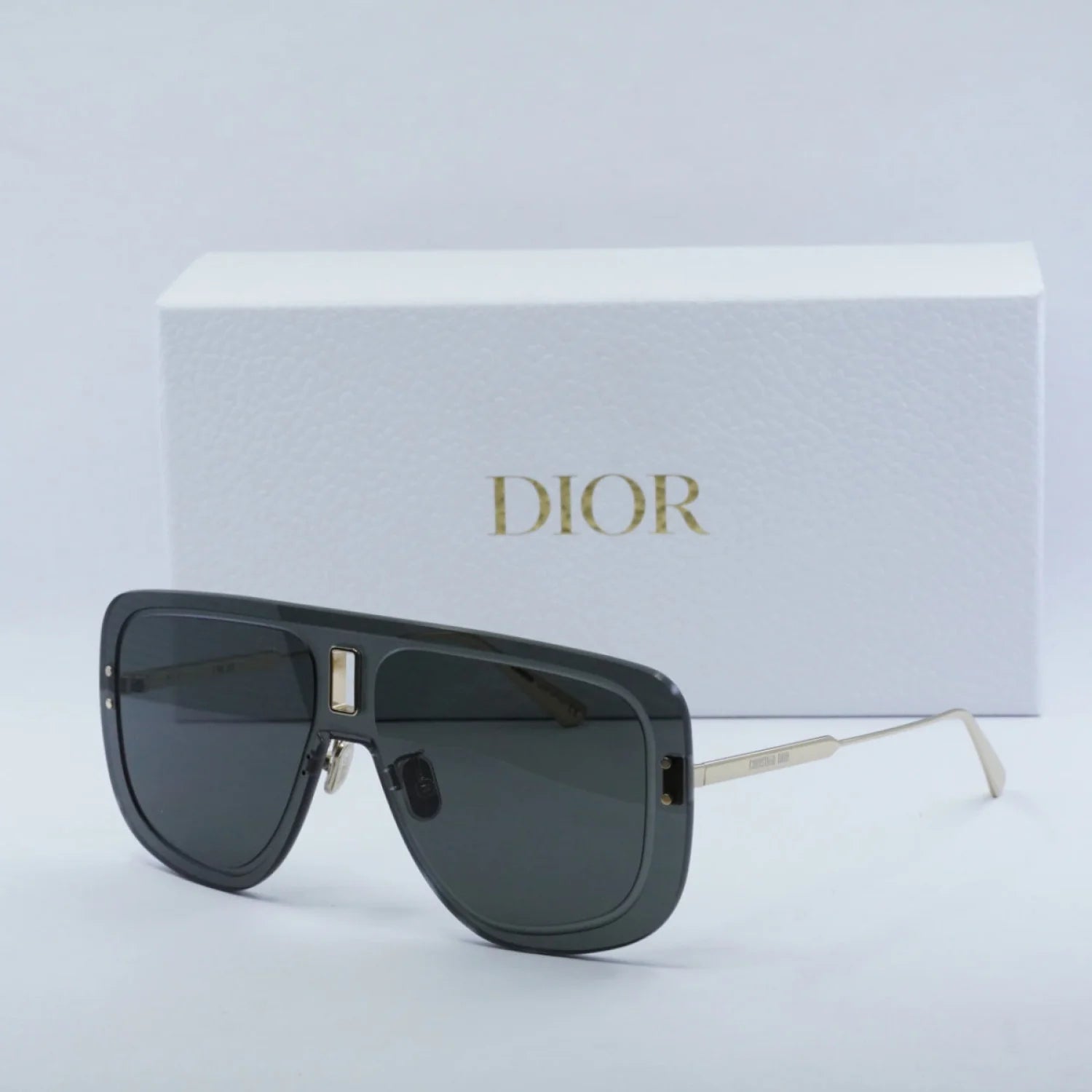 Dior ultradiormu - Grey