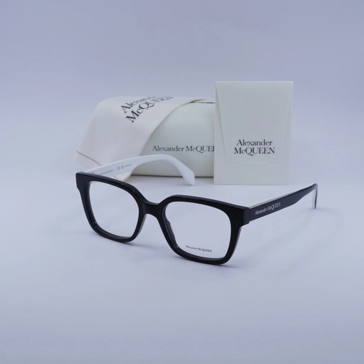 Alexander McQueen AM0358O - White/Black - single_variant - 003
