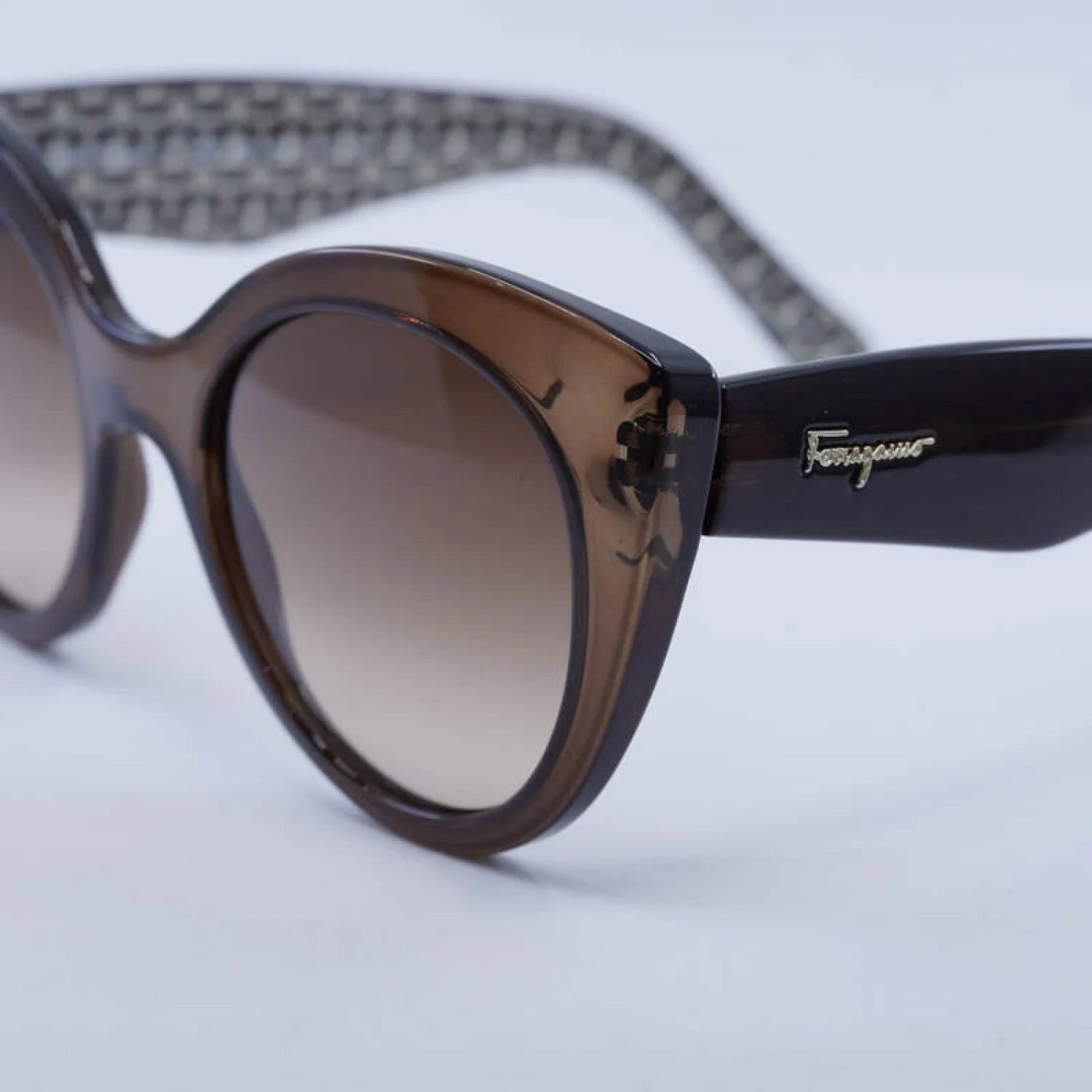 Salvatore Ferragamo SF964S - Transparent Brown - main - 210